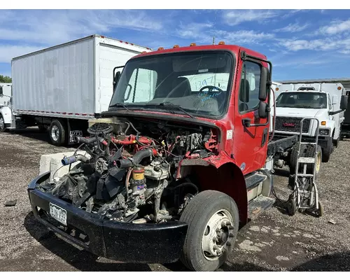 FREIGHTLINER M2 106 ECM (Body Control Module)
