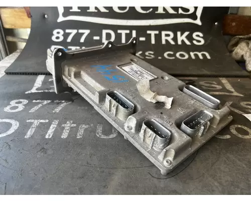 FREIGHTLINER M2 106 ECM (Body Control Module)