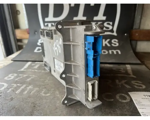 FREIGHTLINER M2 106 ECM (Body Control Module)