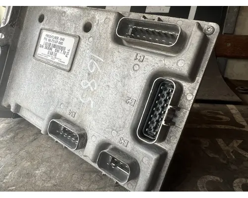 FREIGHTLINER M2 106 ECM (Body Control Module)