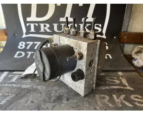 FREIGHTLINER M2 106 ECM (Brake & ABS)