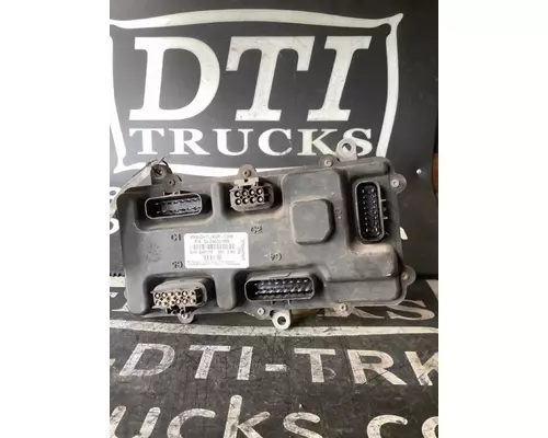 FREIGHTLINER M2 106 ECM (Chassis)