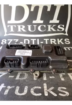 FREIGHTLINER M2 106 ECM (Chassis)