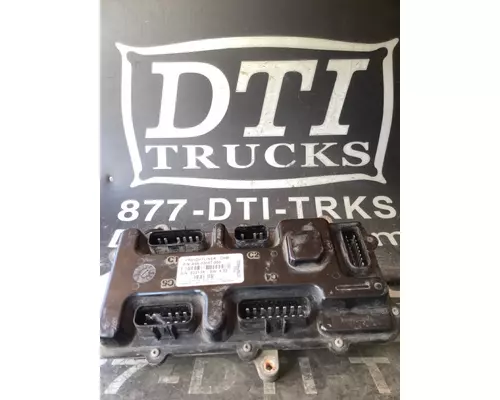FREIGHTLINER M2 106 ECM (Chassis)