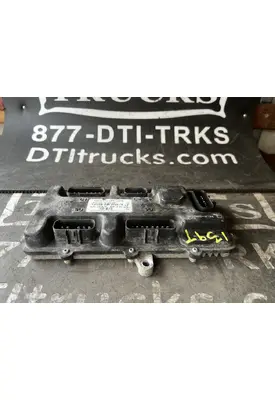 FREIGHTLINER M2 106 ECM (Chassis)
