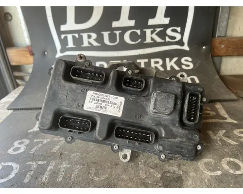 FREIGHTLINER M2 106 ECM (Chassis)