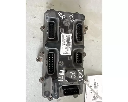 FREIGHTLINER M2 106 ECM