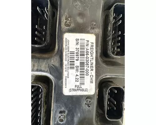 FREIGHTLINER M2 106 ECM