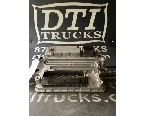 FREIGHTLINER M2 106 ECM