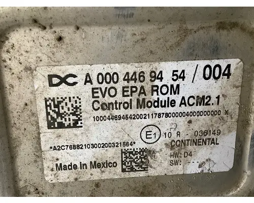 FREIGHTLINER M2 106 ECM