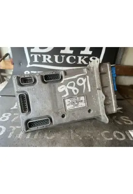 FREIGHTLINER M2 106 ECM