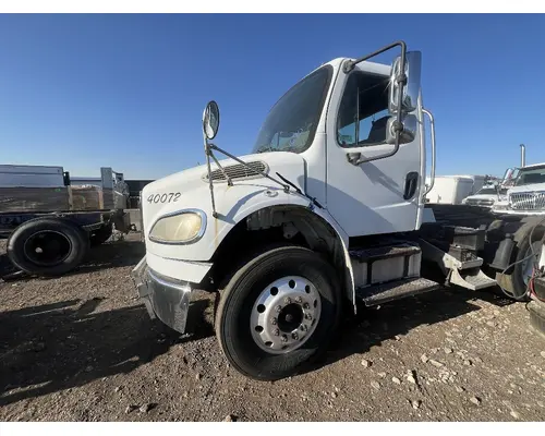 FREIGHTLINER M2 106 ECM