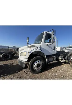 FREIGHTLINER M2 106 ECM