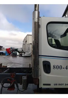 FREIGHTLINER M2 106 EXHAUST COMPONENT