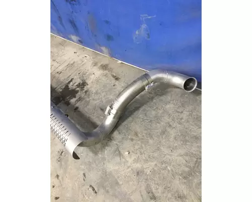FREIGHTLINER M2 106 EXHAUST PIPE