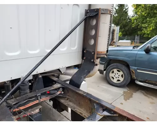 FREIGHTLINER M2 106 EXHAUSTMUFFLER BRACKET