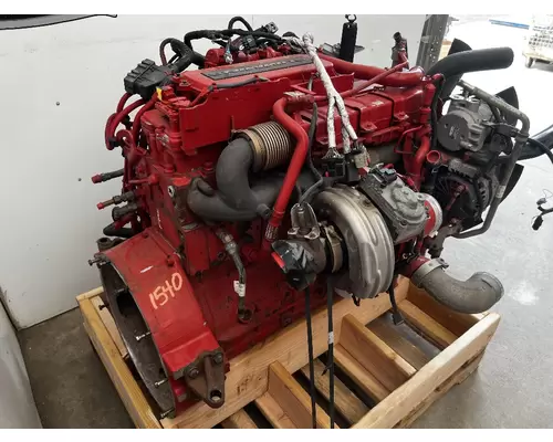 FREIGHTLINER M2 106 Engine Assembly