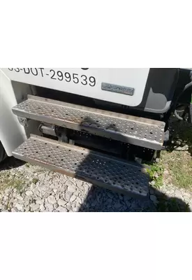 FREIGHTLINER M2-106 Engine Brackets, Misc.