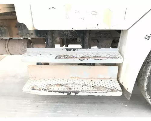 FREIGHTLINER M2-106 Engine Brackets, Misc.