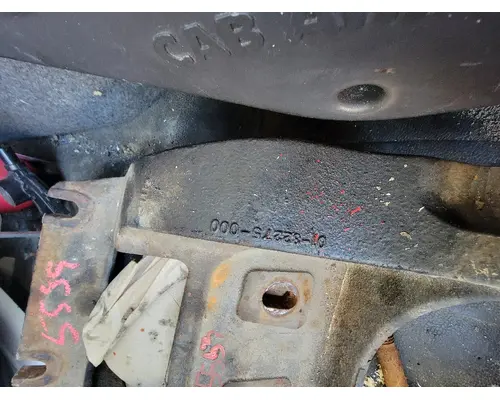 FREIGHTLINER M2 106 Engine Mounts
