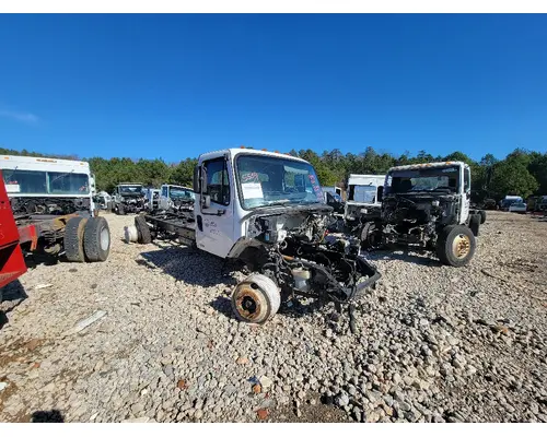 FREIGHTLINER M2 106 Engine Mounts