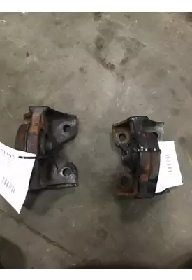 FREIGHTLINER M2-106 Engine Mounts