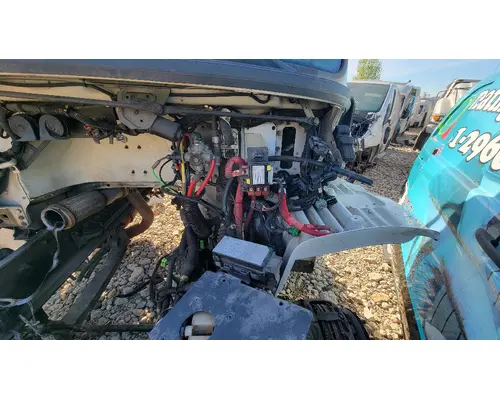 FREIGHTLINER M2 106 Engine Wiring Harness
