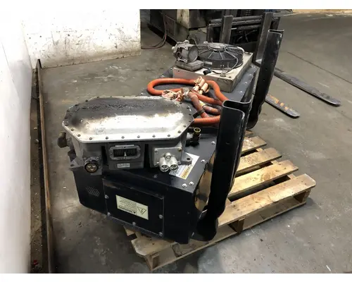 FREIGHTLINER M2-106 Equipment (Mounted)