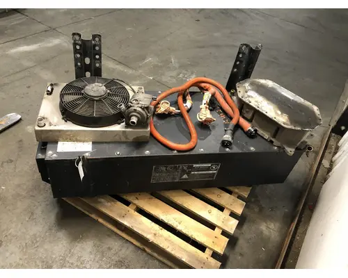 FREIGHTLINER M2-106 Equipment (Mounted)