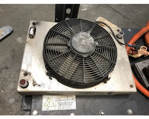 FREIGHTLINER M2-106 Equipment (Mounted)