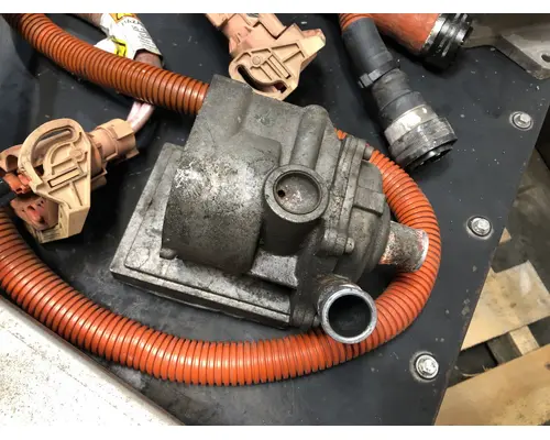 FREIGHTLINER M2-106 Equipment (Mounted)