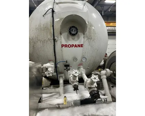 FREIGHTLINER M2 106 Equipment (Mounted)