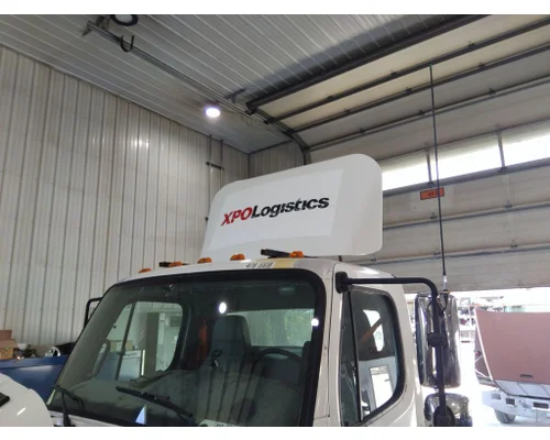FREIGHTLINER M2 106 FAIRING, WIND DEFLECTOR ROOF