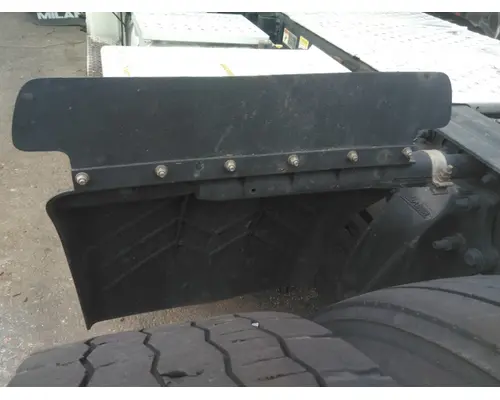 FREIGHTLINER M2 106 FENDER, QUARTERHALF REAR