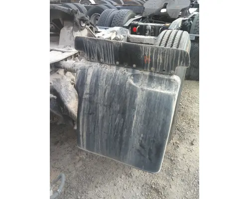 FREIGHTLINER M2 106 FENDER, QUARTERHALF REAR