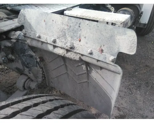 FREIGHTLINER M2 106 FENDER, QUARTERHALF REAR