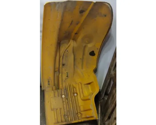 FREIGHTLINER M2 106 FENDER EXTENSION