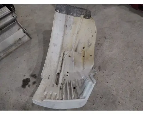 FREIGHTLINER M2 106 FENDER EXTENSION