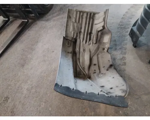 FREIGHTLINER M2 106 FENDER EXTENSION