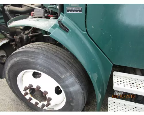 FREIGHTLINER M2 106 FENDER EXTENSION