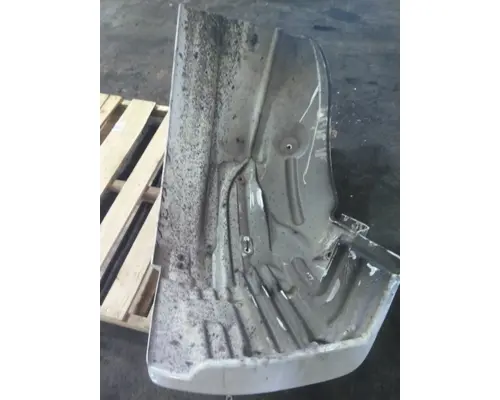 FREIGHTLINER M2 106 FENDER EXTENSION