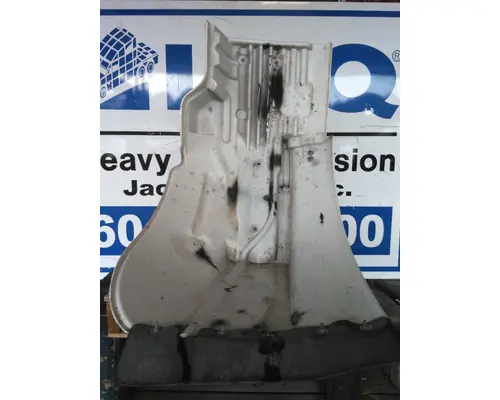 FREIGHTLINER M2 106 FENDER EXTENSION