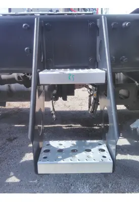 FREIGHTLINER M2 106 FRAME STEP