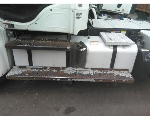 FREIGHTLINER M2 106 FUEL TANK