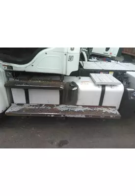 FREIGHTLINER M2 106 FUEL TANK