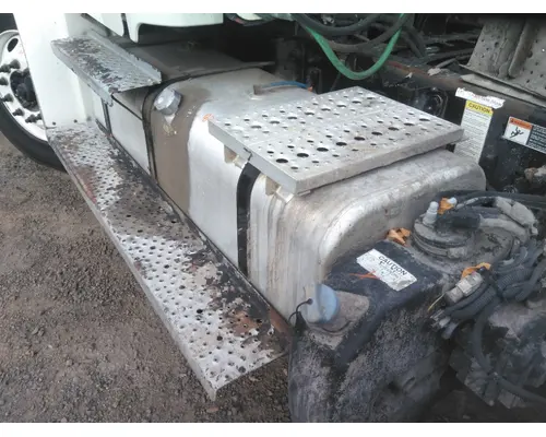 FREIGHTLINER M2 106 FUEL TANK