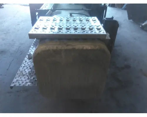FREIGHTLINER M2 106 FUEL TANK