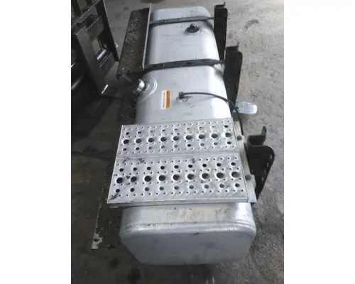 FREIGHTLINER M2 106 FUEL TANK