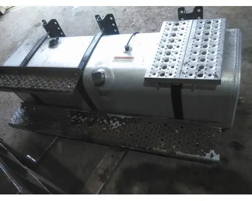FREIGHTLINER M2 106 FUEL TANK