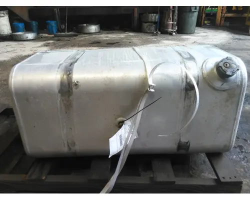 FREIGHTLINER M2 106 FUEL TANK